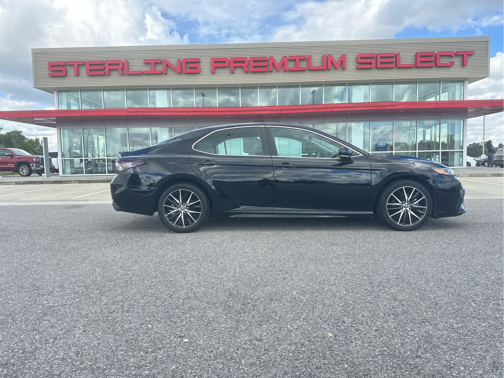 2023 Toyota Camry SE FWD