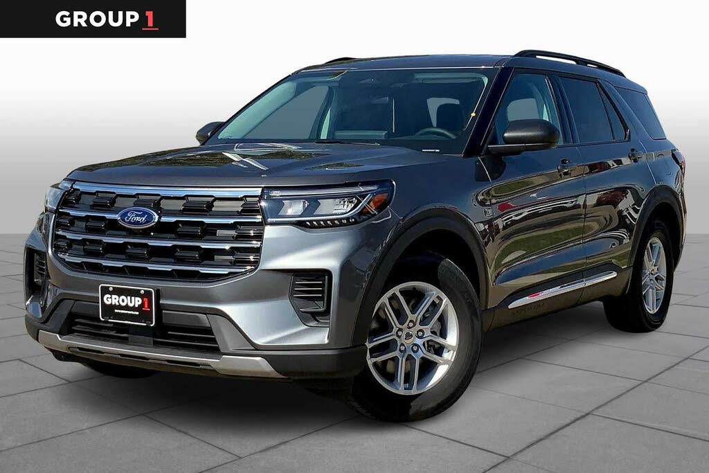 2025 Ford Explorer Active RWD