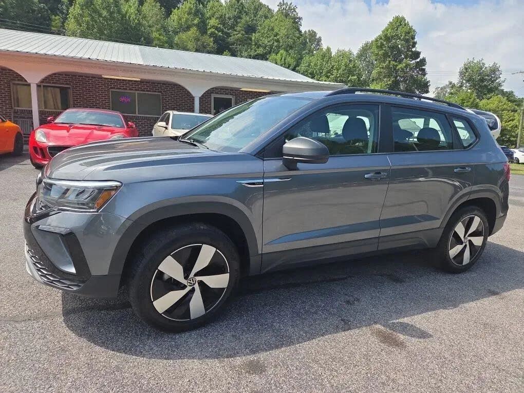 2024 Volkswagen Taos S 4Motion