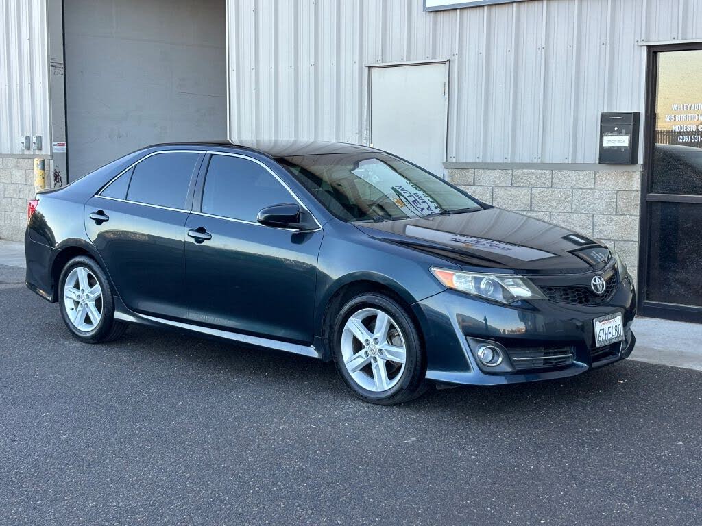 2013 Toyota Camry SE