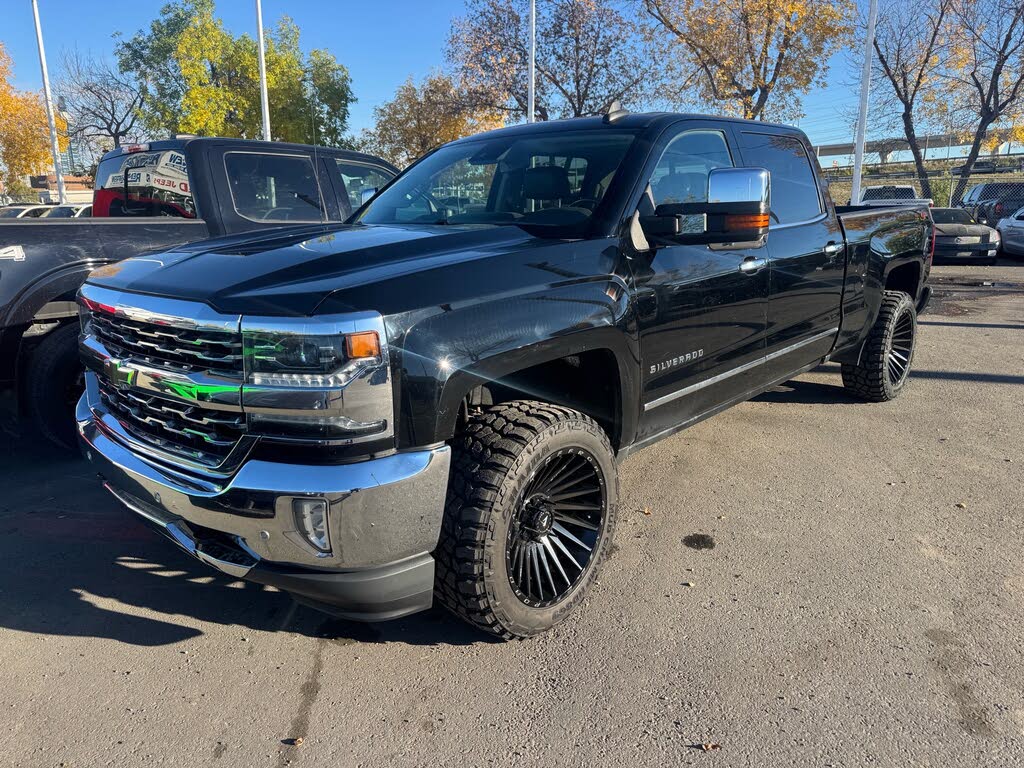 2018 Chevrolet Silverado 1500 LTZ Crew Cab 4WD