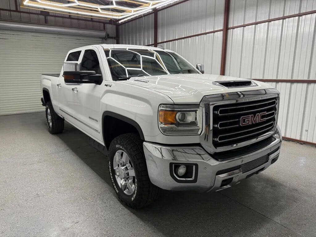 2018 GMC Sierra 2500HD SLT Crew Cab SB 4WD