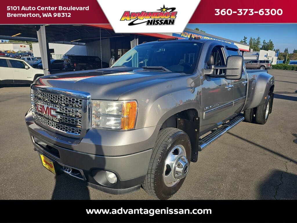 2014 GMC Sierra 3500HD Denali Crew Cab LB DRW 4WD