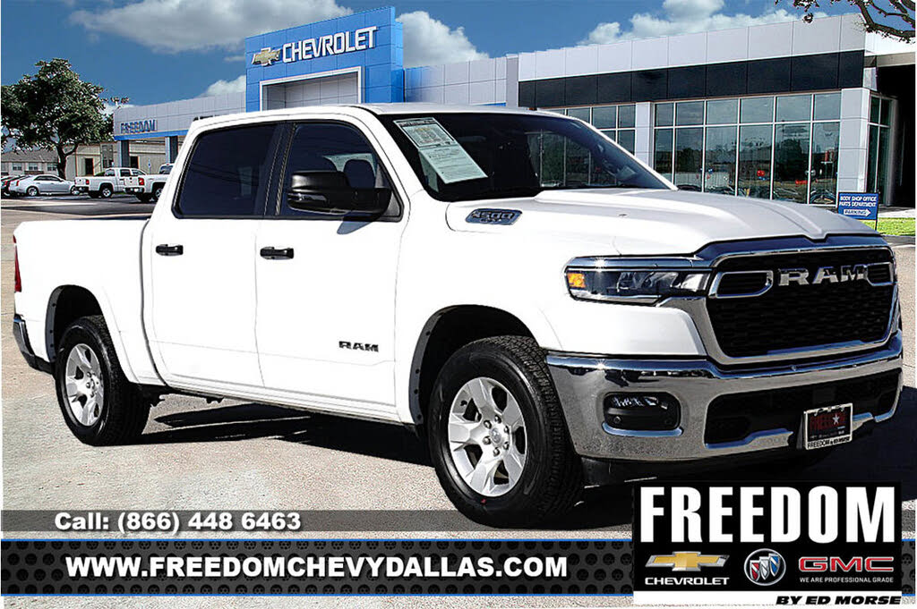 2025 RAM 1500 Big Horn Crew Cab 4WD