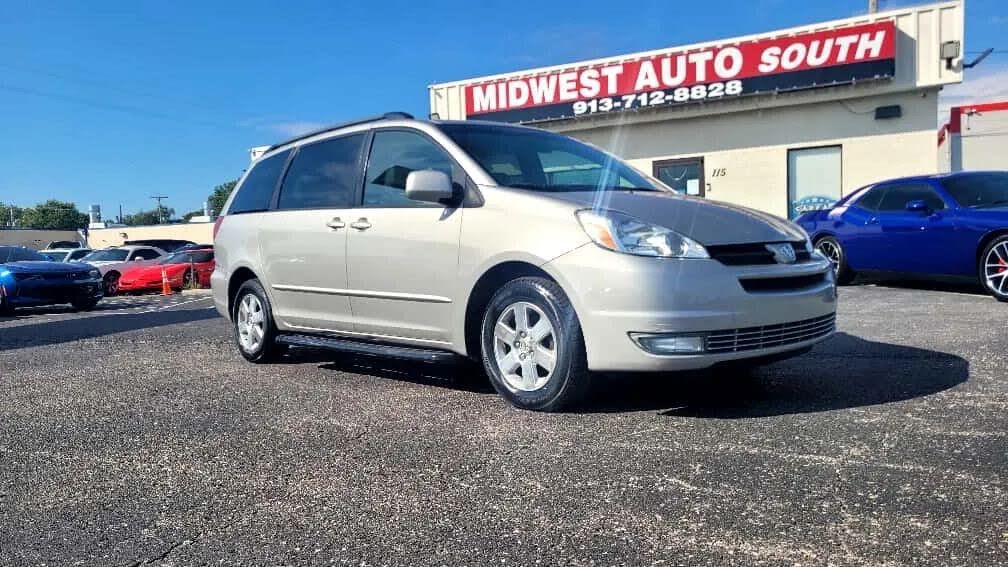 2005 Toyota Sienna XLE Limited