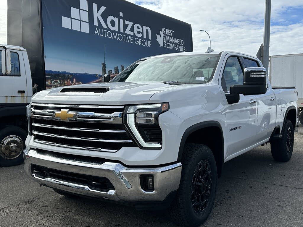 2025 Chevrolet Silverado 3500HD LTZ Crew Cab 4WD