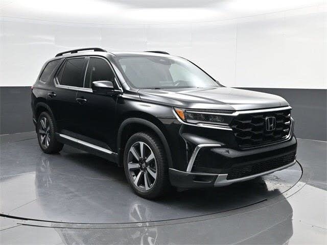 2024 Honda Pilot Touring FWD