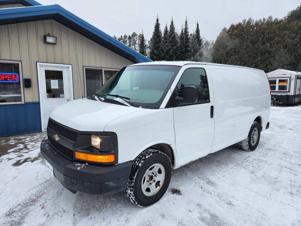 2008 Chevrolet Express Cargo 1500 RWD
