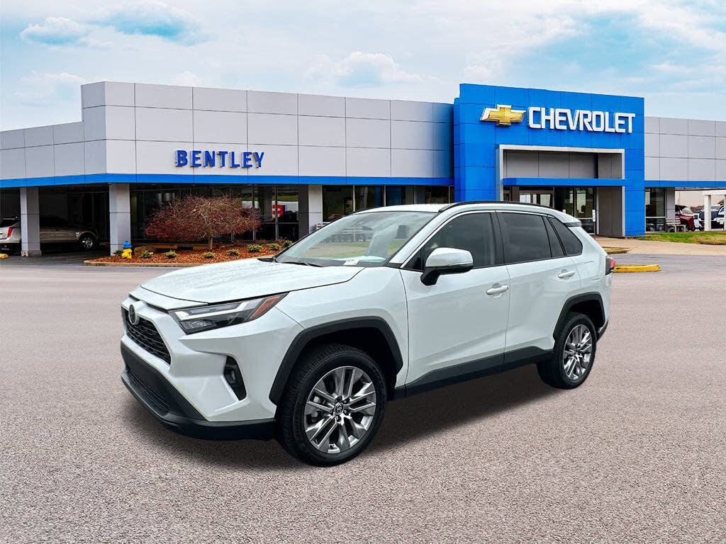 2023 Toyota RAV4 XLE Premium FWD