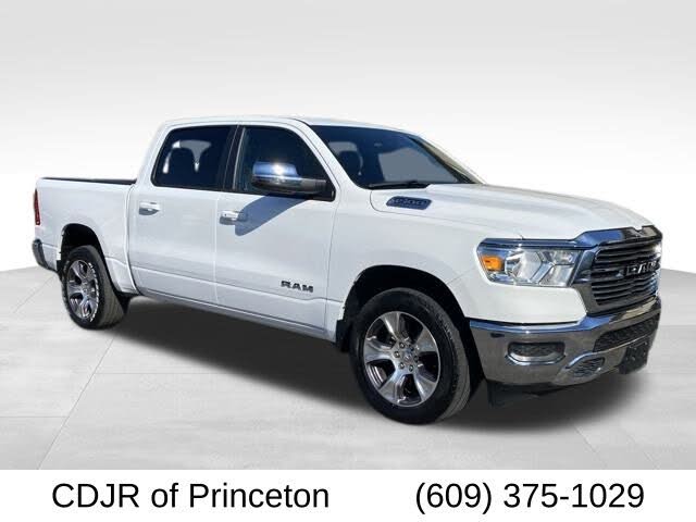 2024 RAM 1500 Laramie Crew Cab 4WD