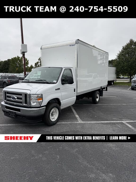 2025 Ford E-Series Chassis E-350 SD Cutaway SB DRW RWD