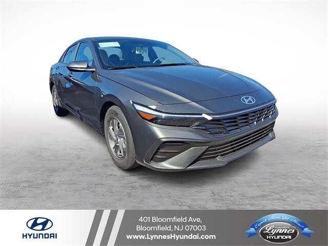 2025 Hyundai Elantra SE FWD