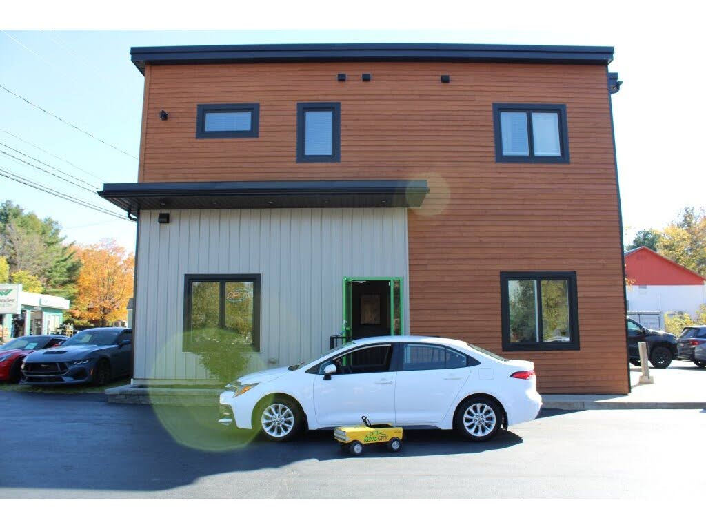 2022 Toyota Corolla SE FWD