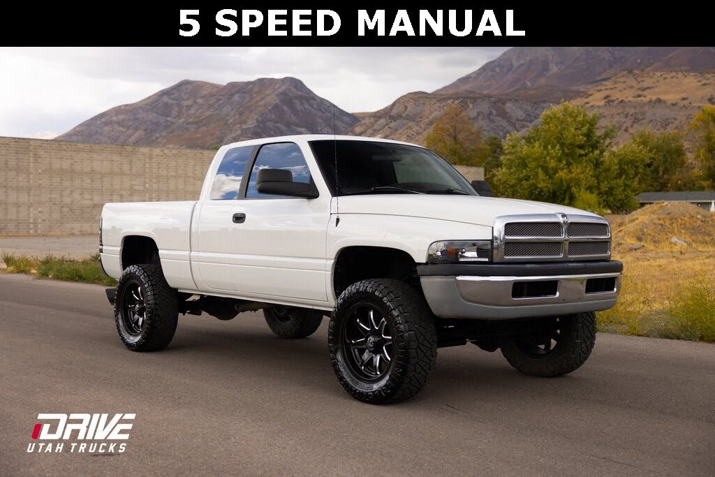 2000 Dodge RAM 2500 ST Quad Cab 4WD