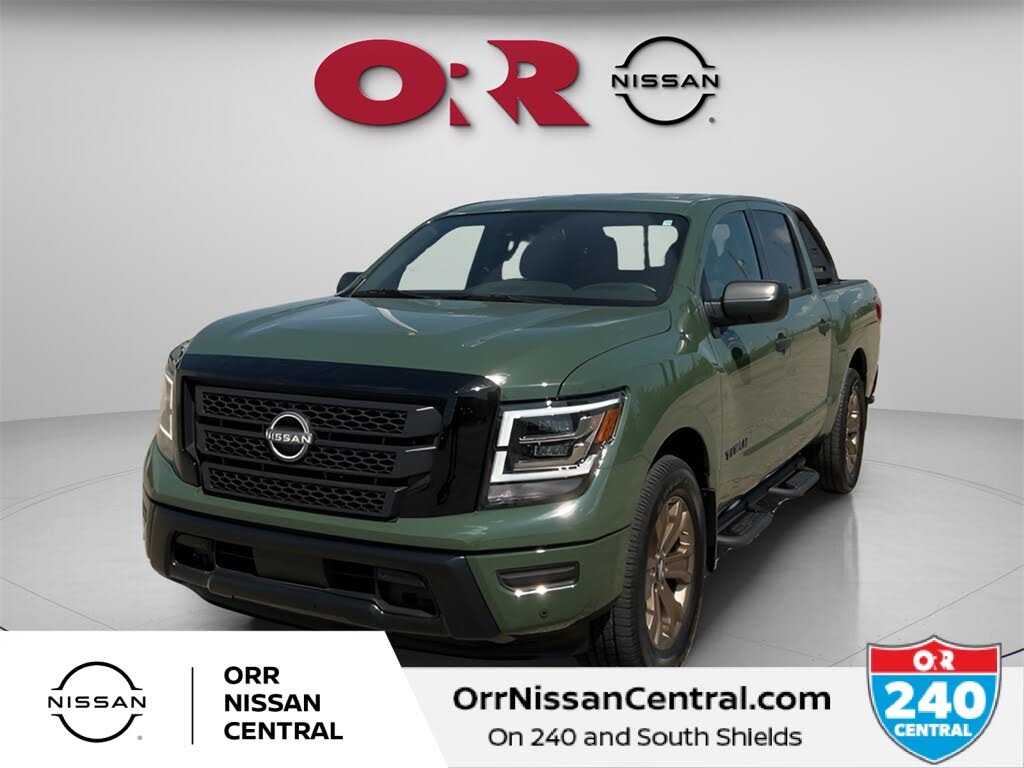 2024 Nissan Titan SV Crew Cab RWD