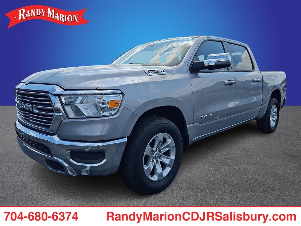 2024 RAM 1500 Laramie Crew Cab 4WD