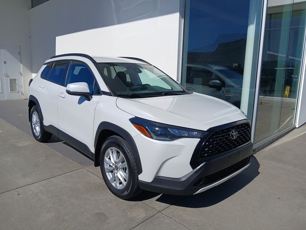 2022 Toyota Corolla Cross LE FWD