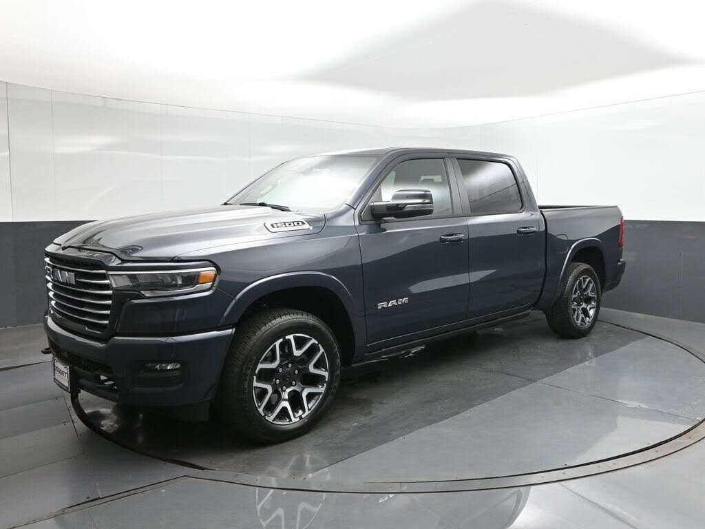 2026 RAM 1500 Laramie Crew Cab 4WD