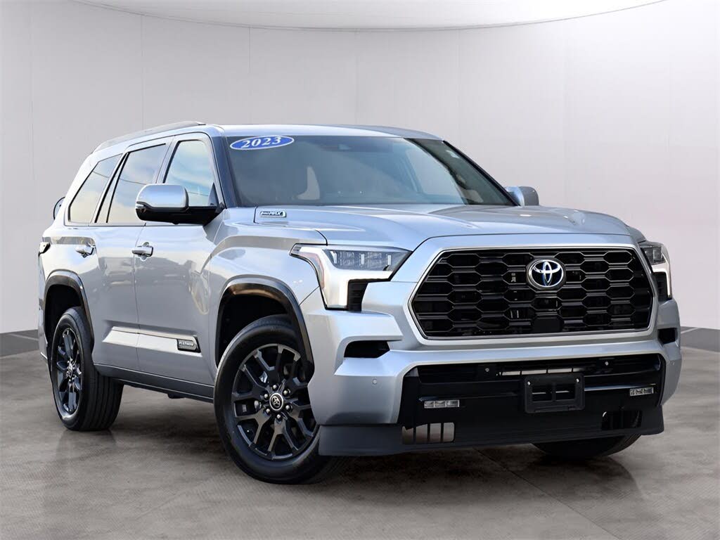 2023 Toyota Sequoia Platinum 4WD