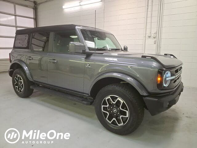 2024 Ford Bronco Outer Banks 4-Door 4WD
