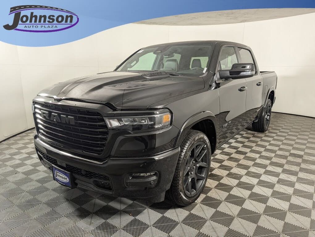 2026 RAM 1500 Laramie Crew Cab 4WD