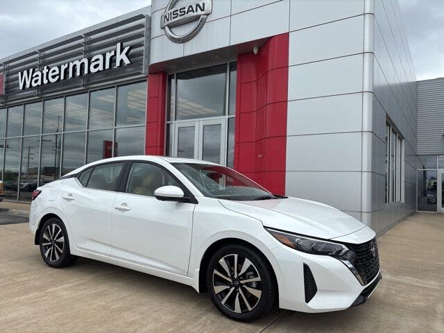 2025 Nissan Sentra SV FWD