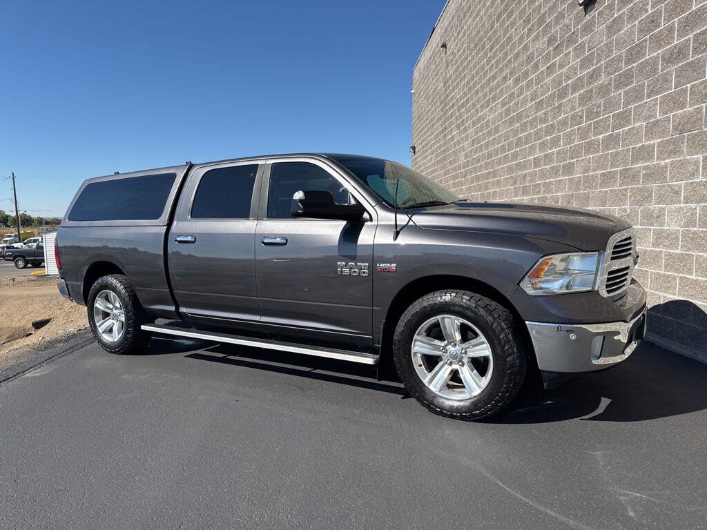 2017 RAM 1500 Big Horn Crew Cab 4WD
