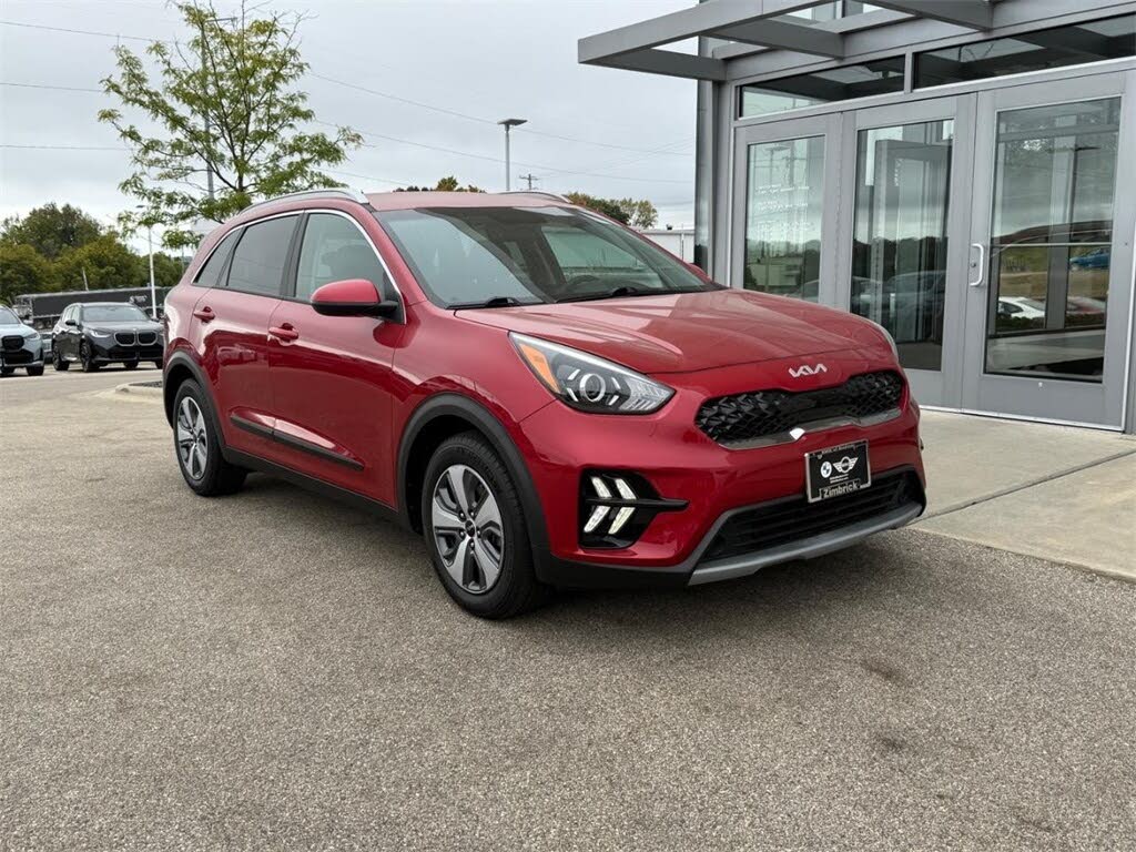 2022 Kia Niro LX FWD