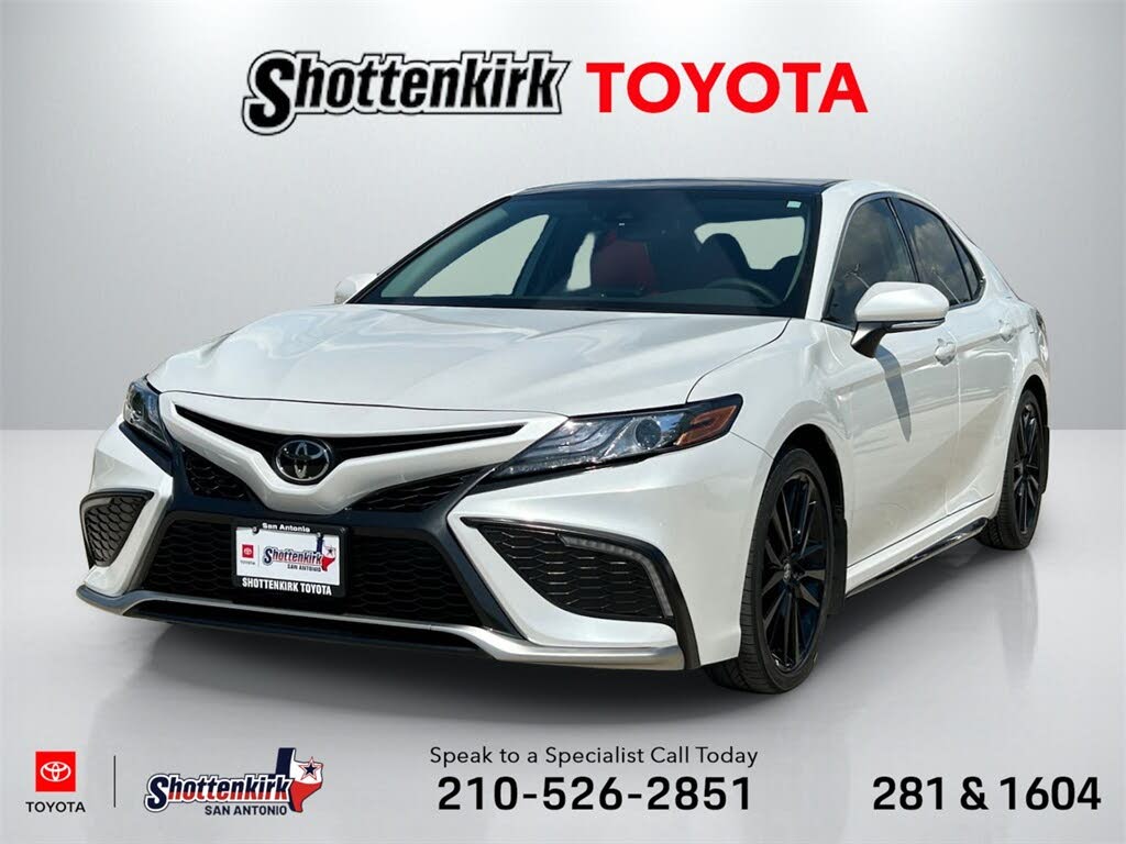 2024 Toyota Camry XSE FWD