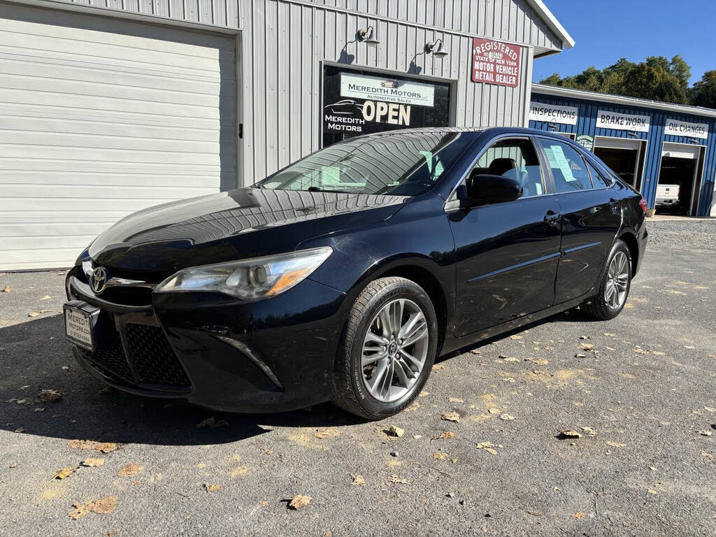 2017 Toyota Camry SE