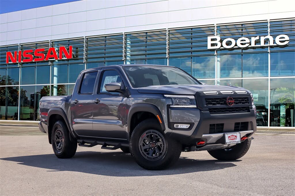 2026 Nissan Frontier PRO-4X Crew Cab 4WD
