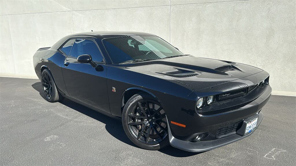 2022 Dodge Challenger R/T Scat Pack RWD