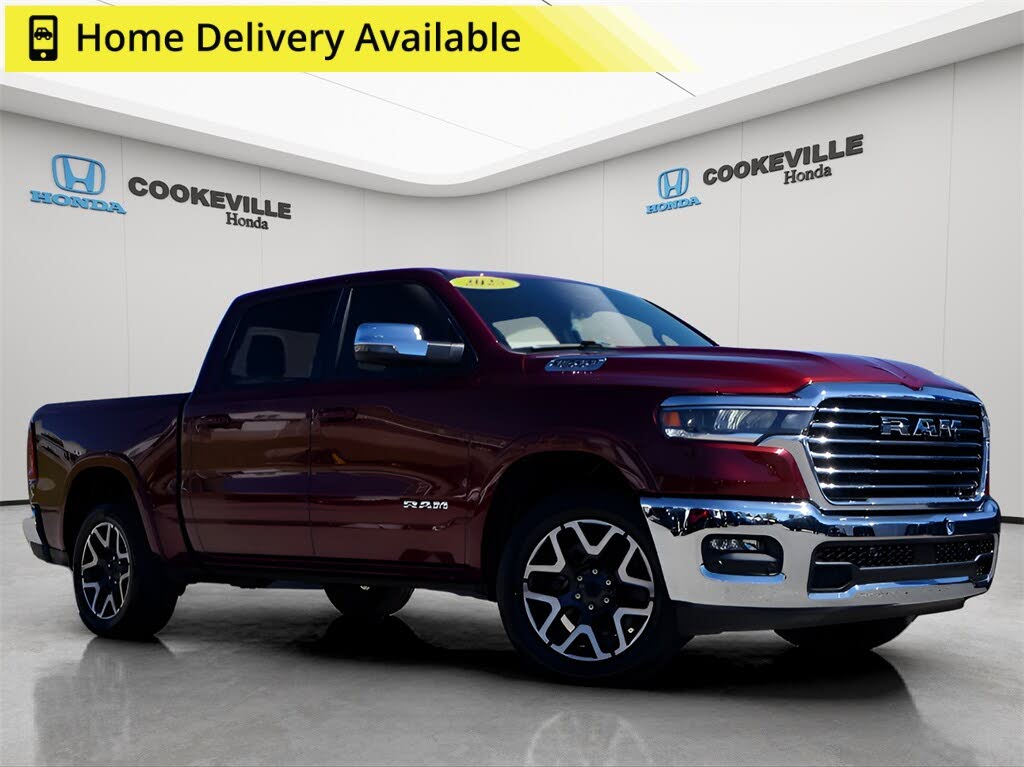 2025 RAM 1500 Laramie Crew Cab 4WD