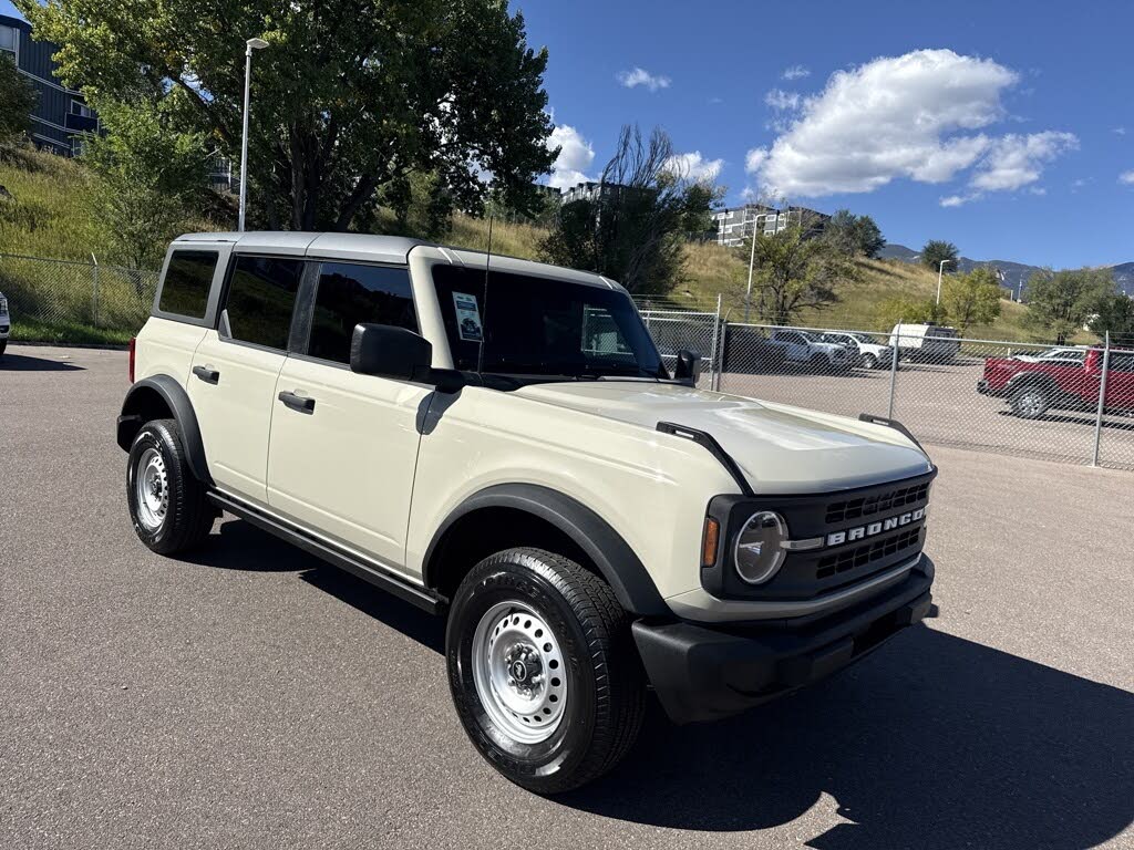 2025 Ford Bronco 4-Door 4WD