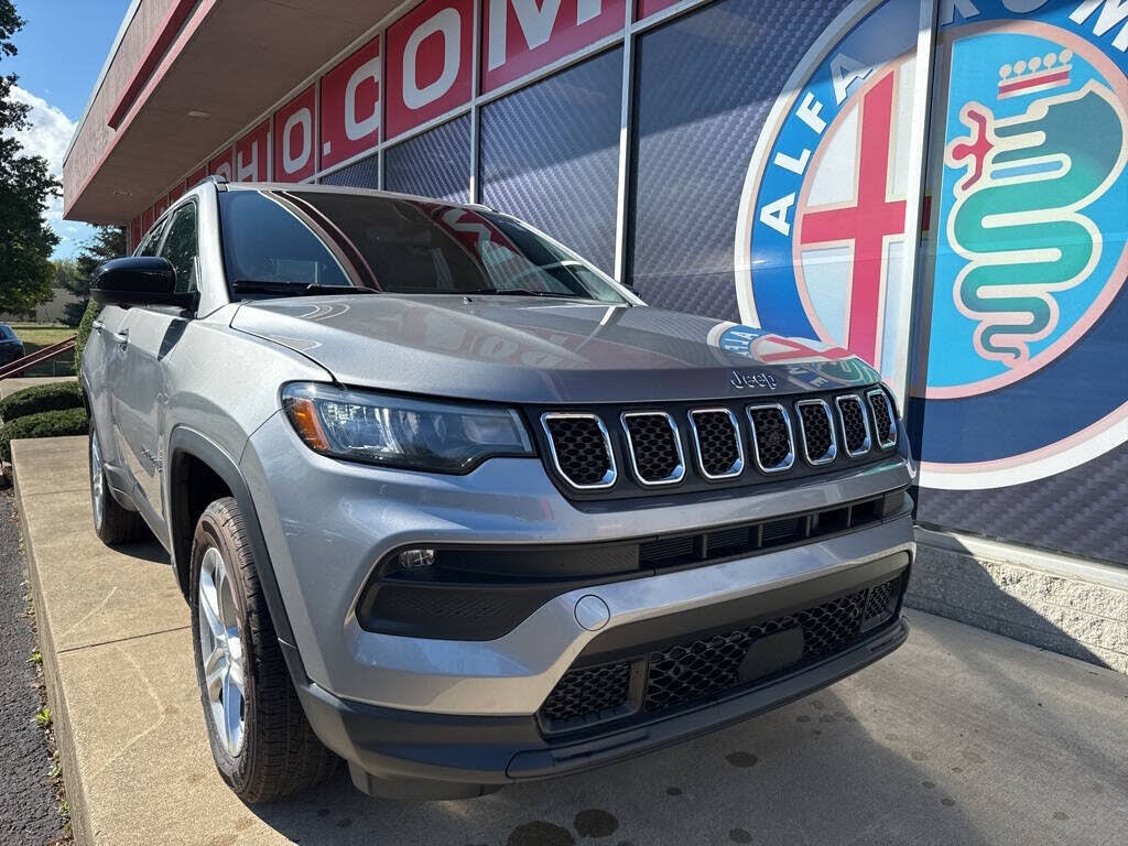 2023 Jeep Compass Latitude 4WD