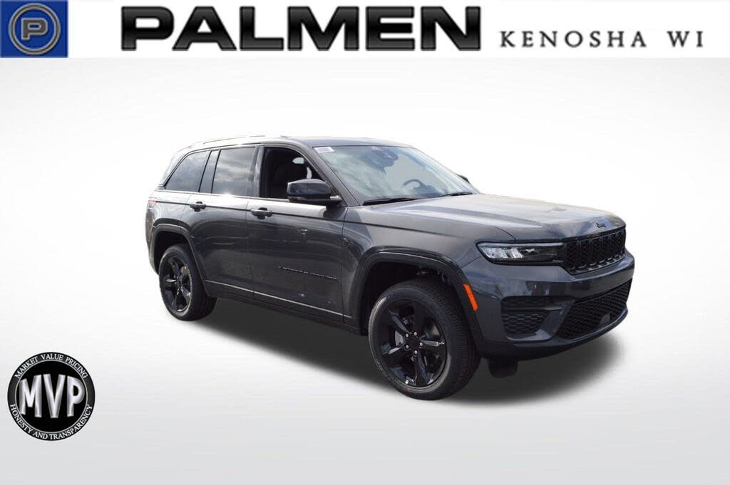 2025 Jeep Grand Cherokee Laredo 4WD