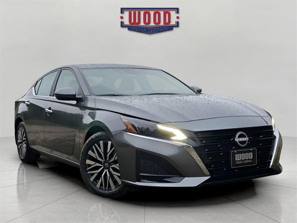 2025 Nissan Altima 2.5 SV FWD