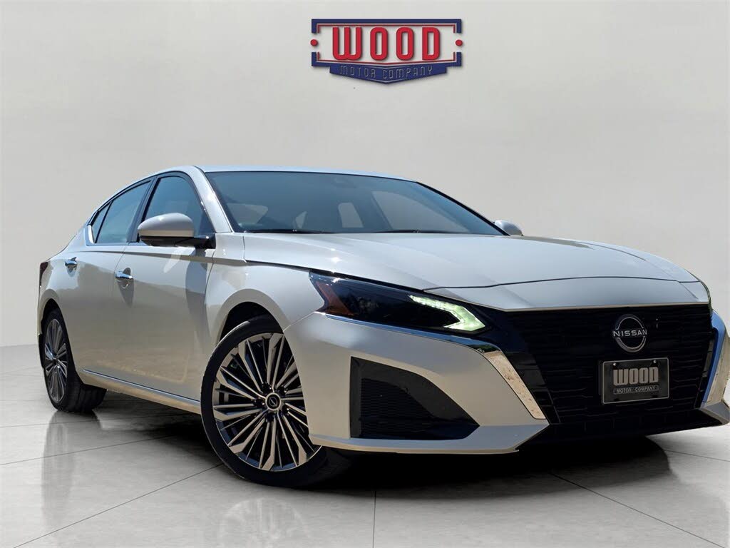 2025 Nissan Altima 2.5 SL FWD