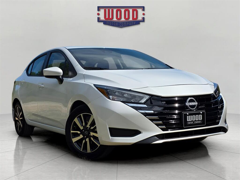 2025 Nissan Versa SV FWD