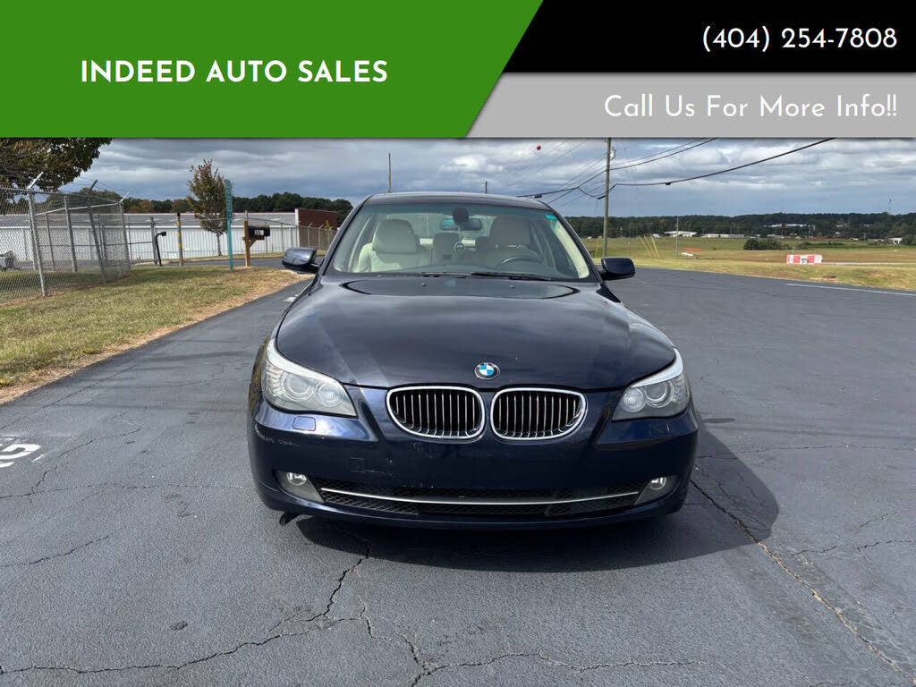2009 BMW 5 Series 528i Sedan RWD