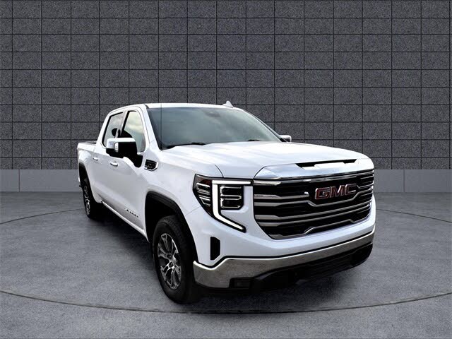 2024 GMC Sierra 1500 SLT Crew Cab RWD
