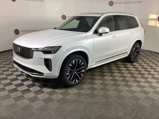 2026 Volvo XC90 B6 Ultra 7-Passenger AWD