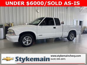 Chevrolet S-10 LS Extended Cab RWD