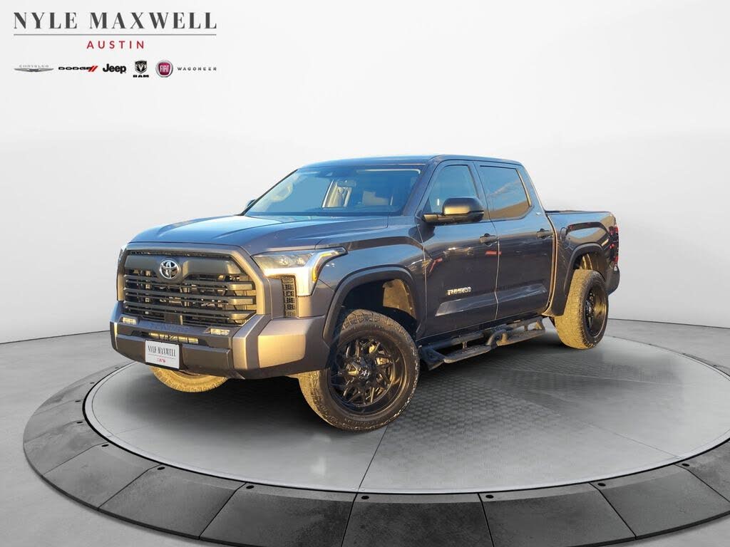 2022 Toyota Tundra SR5 CrewMax Cab RWD