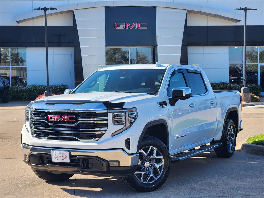 2022 GMC Sierra 1500 SLT Crew Cab 4WD