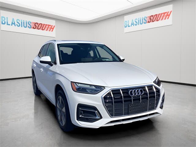 2024 Audi Q5 quattro Premium Plus 40 TFSI