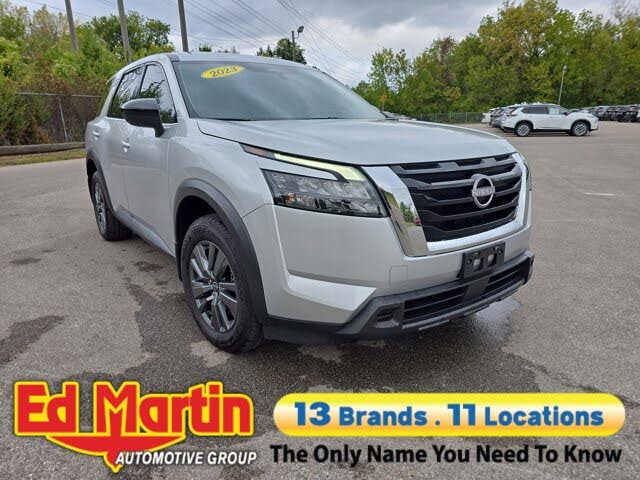2023 Nissan Pathfinder S 4WD