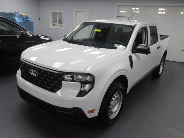 2025 Ford Maverick XL SuperCrew AWD