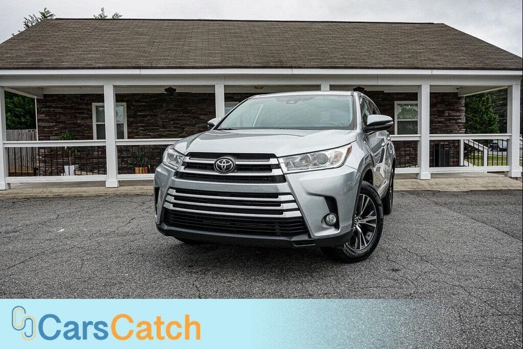 2019 Toyota Highlander LE FWD