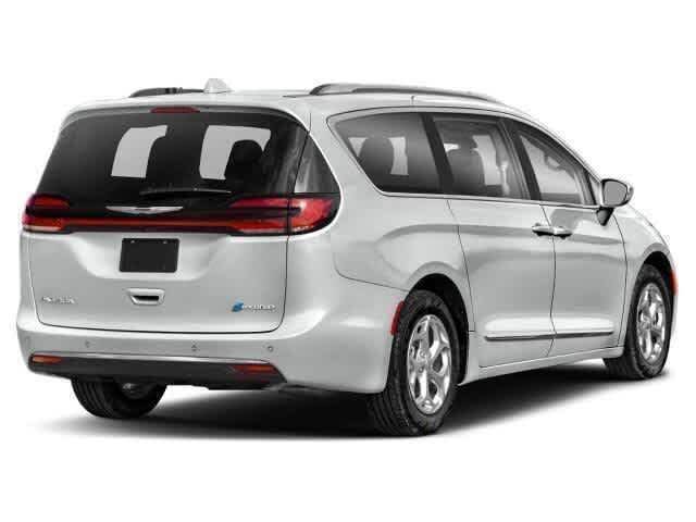 2023 Chrysler Pacifica Hybrid Limited FWD